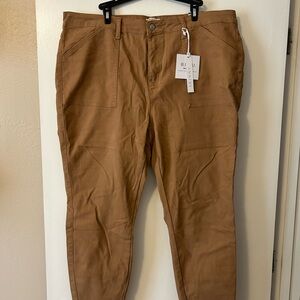 Women's Tan Capris by Blank NYC